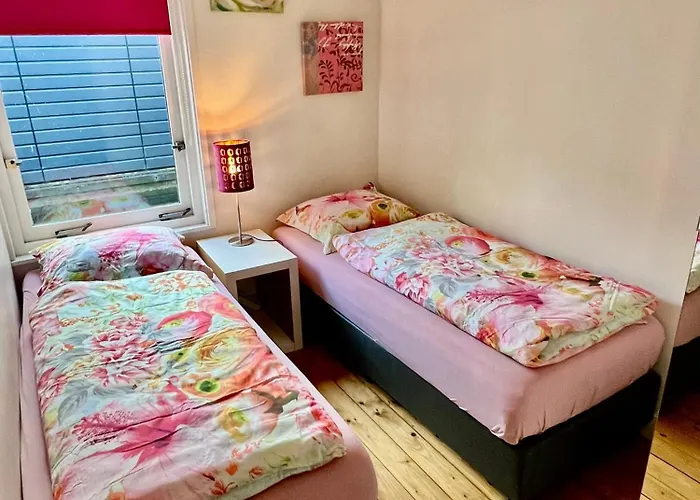 Houseboat On The Nieuwe Keizersgracht Båthotell *